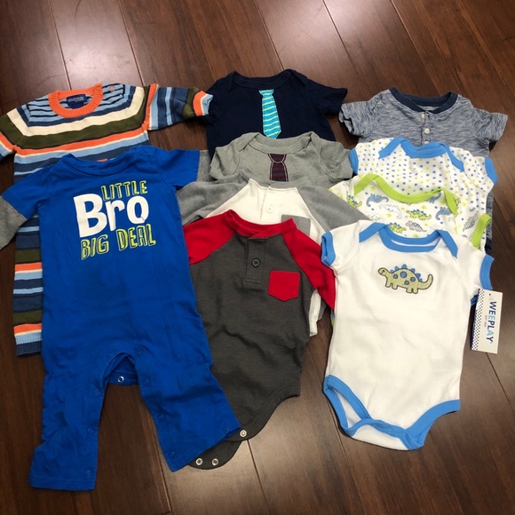 variety Other - Baby Clothes 8 onesies || 2 Sleepers